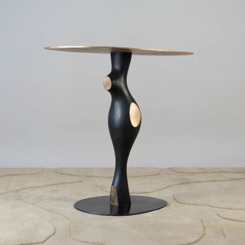 "Bella" Gueridon in bronze 73.7 × 73.7 × 53.3 cm